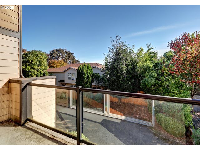 7122 Ne M L KING Blvd, Portland, OR 97211
