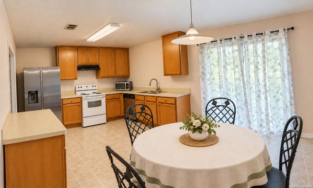 10006 Fisherman Pier, San Antonio, TX 78239