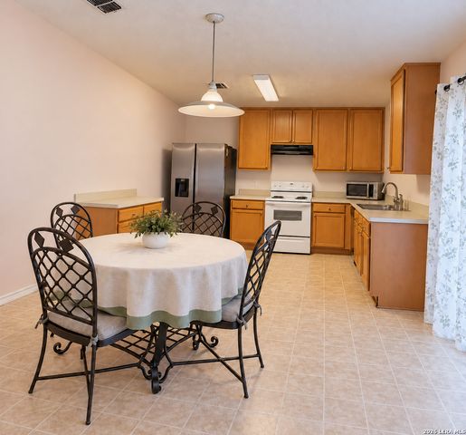 10006 Fisherman Pier, San Antonio, TX 78239