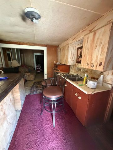 515 4th Street, Texas City, TX 77590