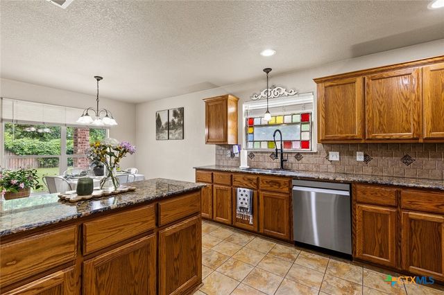 2002 Carriage House Drive, Temple, TX 76502