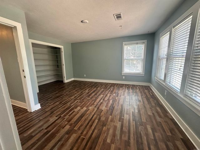 2012 Martin Street, Conway, AR 72034