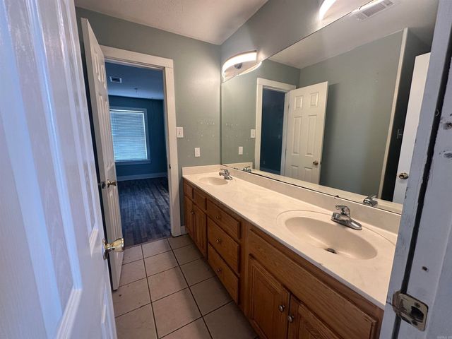 2012 Martin Street, Conway, AR 72034