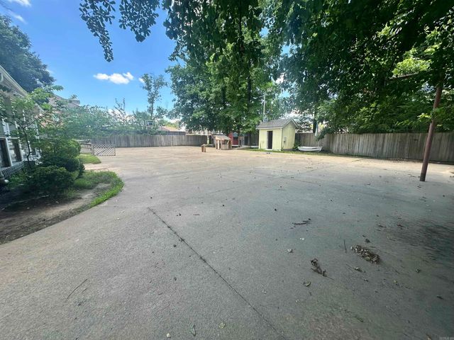 2012 Martin Street, Conway, AR 72034