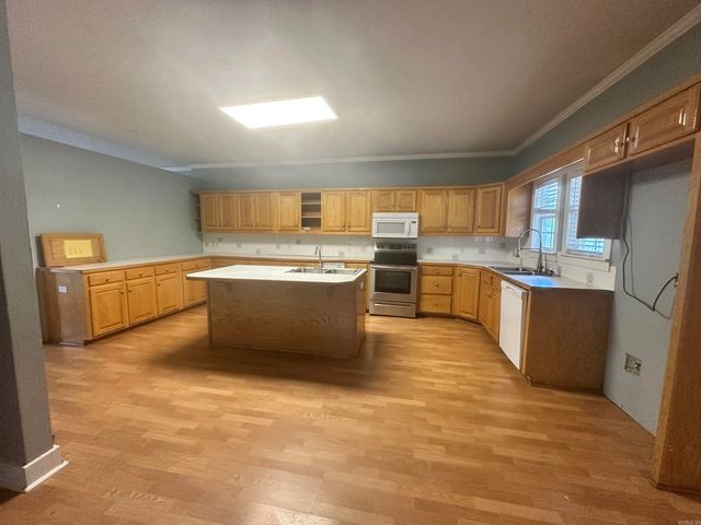 2012 Martin Street, Conway, AR 72034