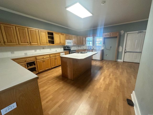 2012 Martin Street, Conway, AR 72034