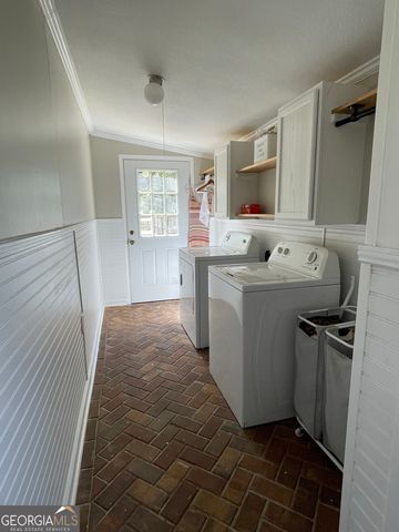 107 Dixie Avenue, Sylvania, GA 30467