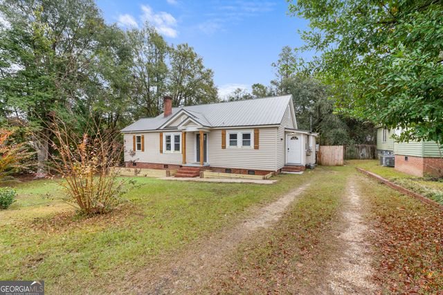 107 Dixie Avenue, Sylvania, GA 30467