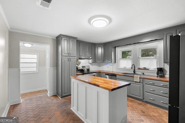 107 Dixie Avenue, Sylvania, GA 30467