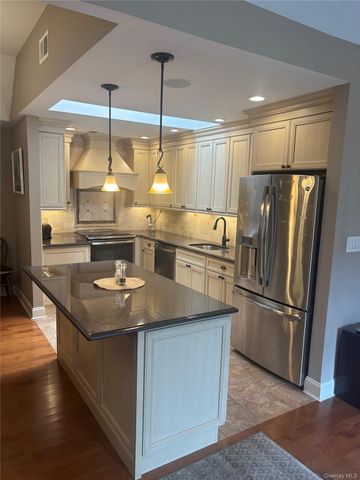 34 Southgate Circle, Massapequa Park, NY 11762