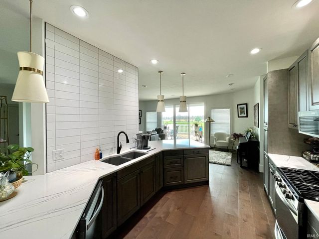 810 Spyglass Hill Drive, Bedford, IN 47421