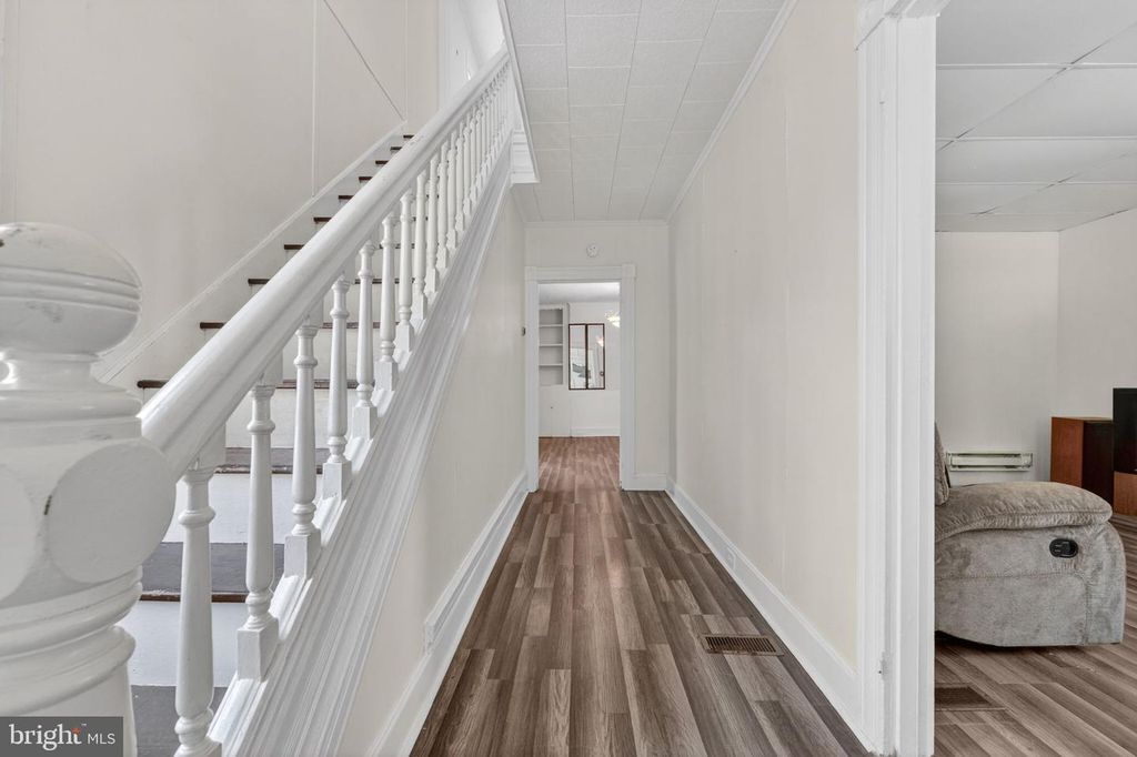 Image 4 of property listing at 722 GLASGOW ST, Cambridge, MD 21613