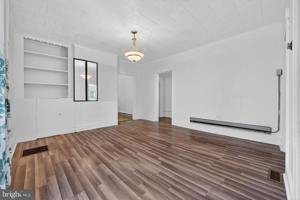 Image 7 of property listing at 722 GLASGOW ST, Cambridge, MD 21613