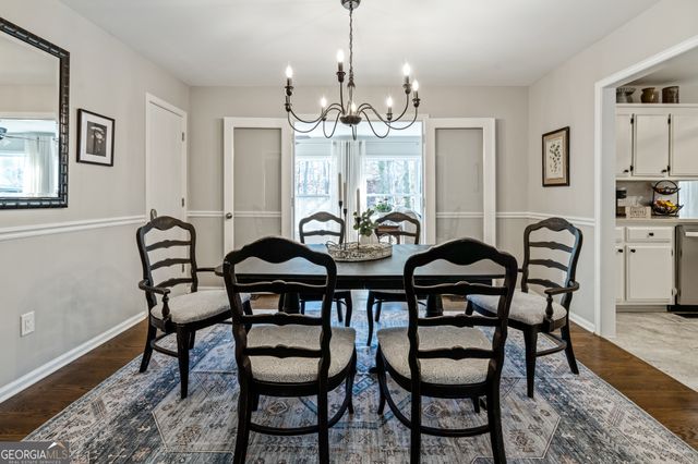 17 Rock Crest Circle SE, Cartersville, GA 30121