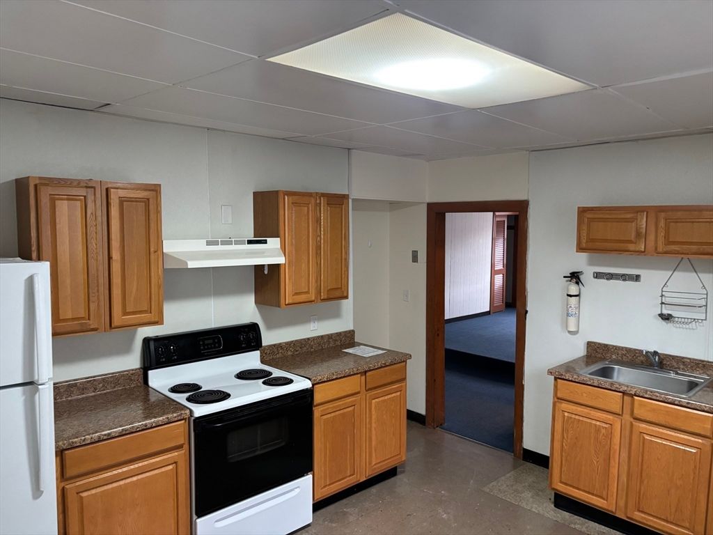 324 Boston Ave 2L, Medford, MA 02155