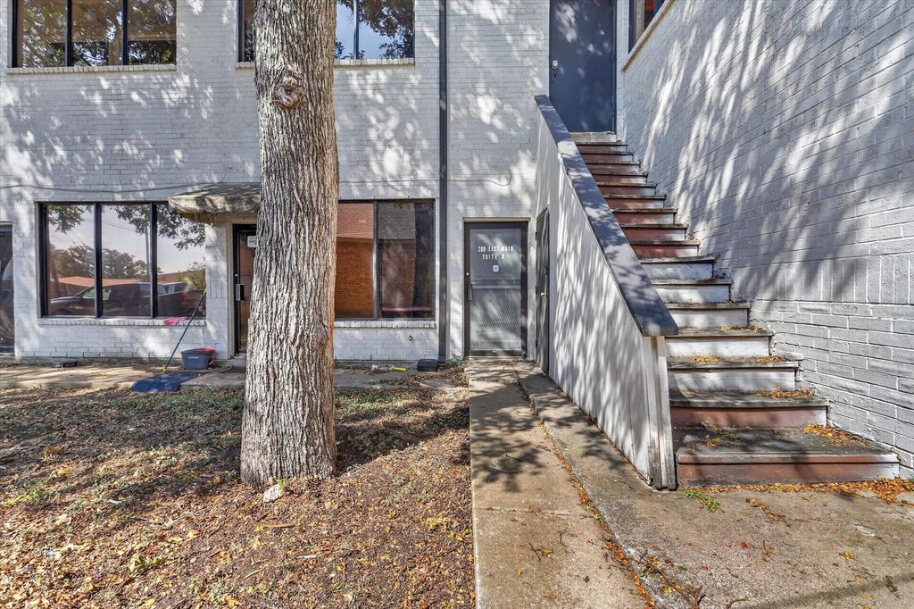 200 E Main Street D, Crowley, TX 76036 — photo 5