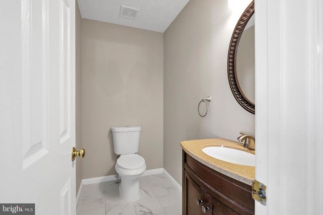 10886 MOORE ST, Waldorf, MD 20603