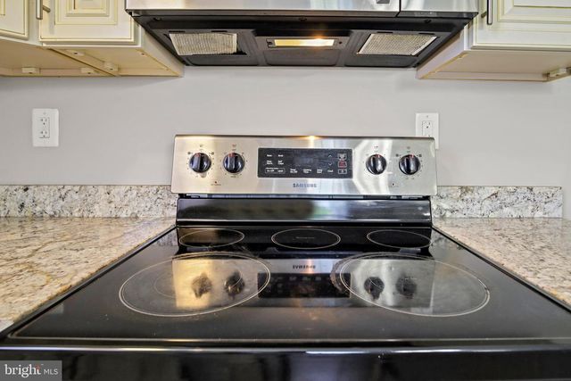 10886 MOORE ST, Waldorf, MD 20603