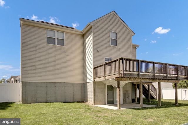 10886 MOORE ST, Waldorf, MD 20603