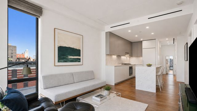 287 E Houston St Apt 7B, New York City, NY 10002