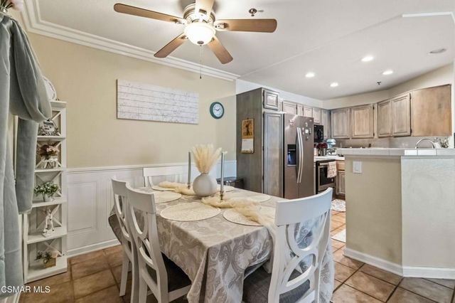 5805 Oak Bend Lane 211, Oak Park, CA 91377