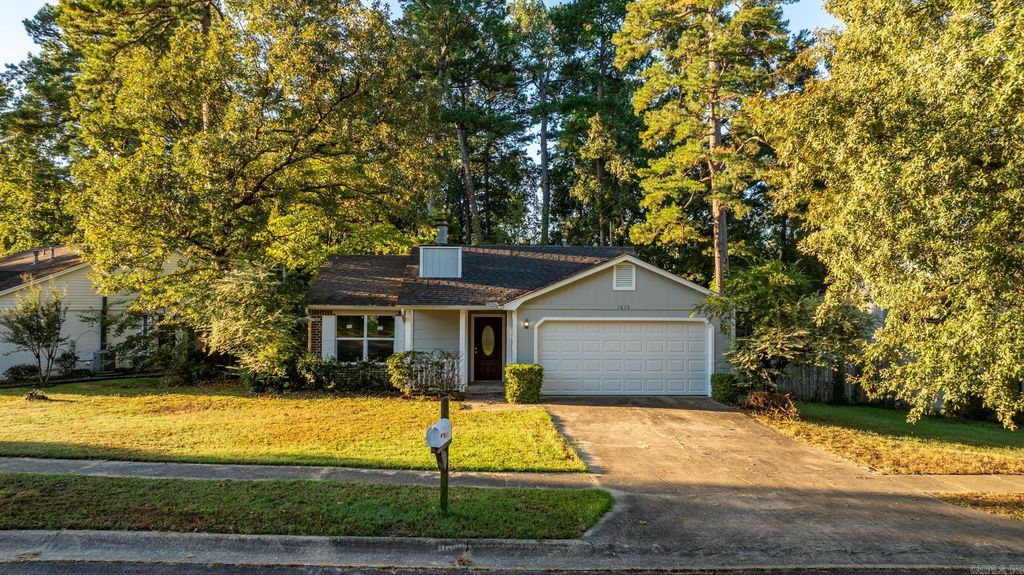 1610 Calgary Trail, Little Rock, AR 72211