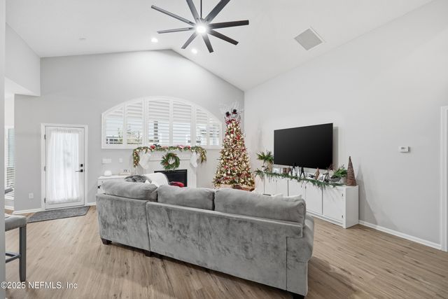 2301 COUNTRY SIDE Drive, Fleming Island, FL 32003