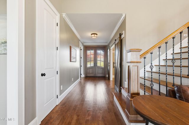 306 East Hawthorne Court, Greeneville, TN 37745