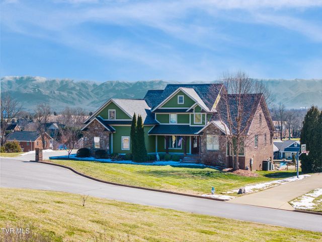 306 East Hawthorne Court, Greeneville, TN 37745