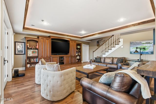 306 East Hawthorne Court, Greeneville, TN 37745