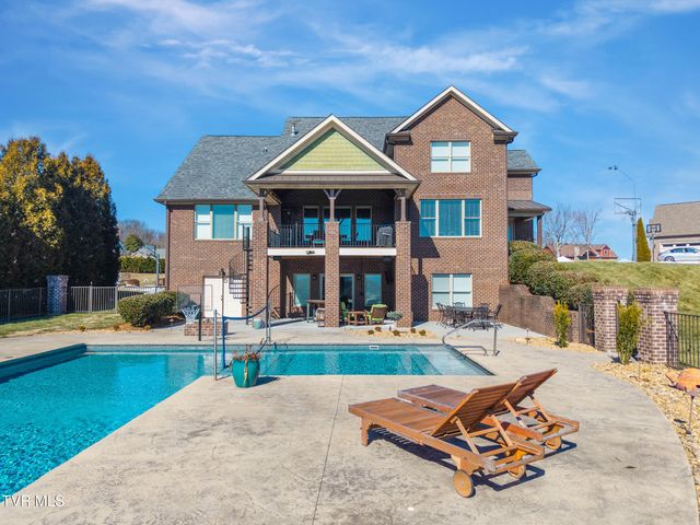 306 East Hawthorne Court, Greeneville, TN 37745