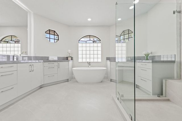 15922 83rd Lane N, Loxahatchee, FL 33470