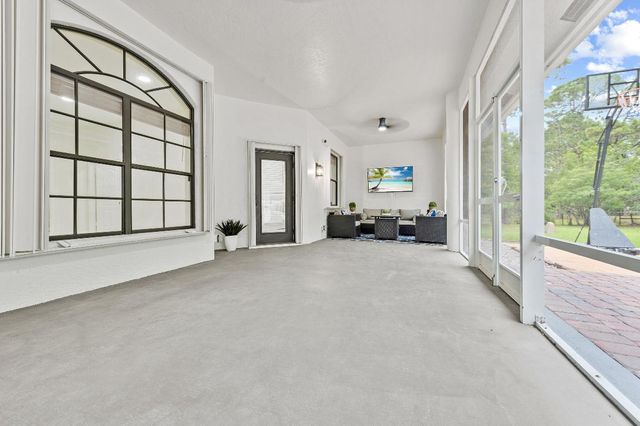 15922 83rd Lane N, Loxahatchee, FL 33470