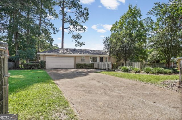 1809 Green Valley Lane, Albany, GA 31707