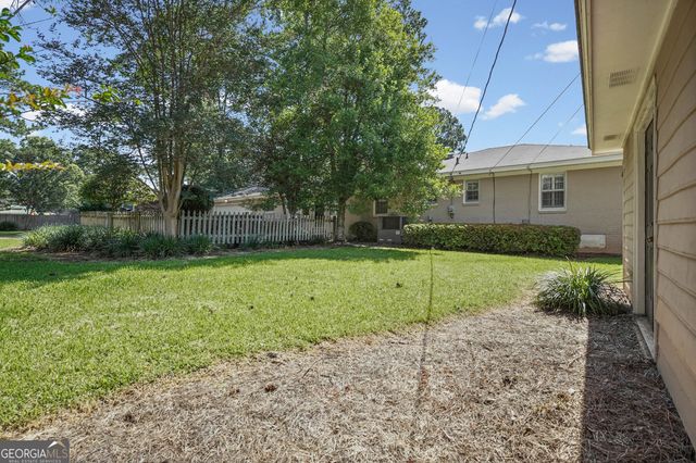 1809 Green Valley Lane, Albany, GA 31707
