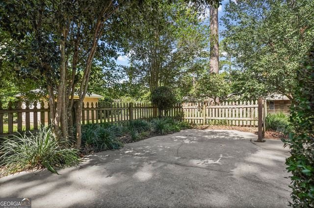 1809 Green Valley Lane, Albany, GA 31707