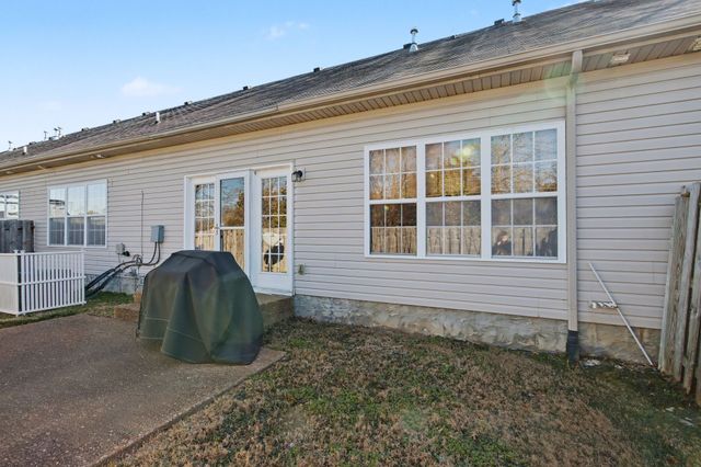 2521 Pennington Bend Rd Apt 211, Nashville, TN 37214