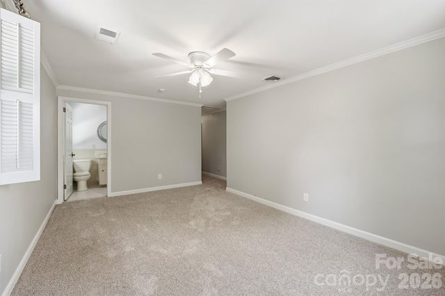 240 36th Avenue Circle NW, Hickory, NC 28601