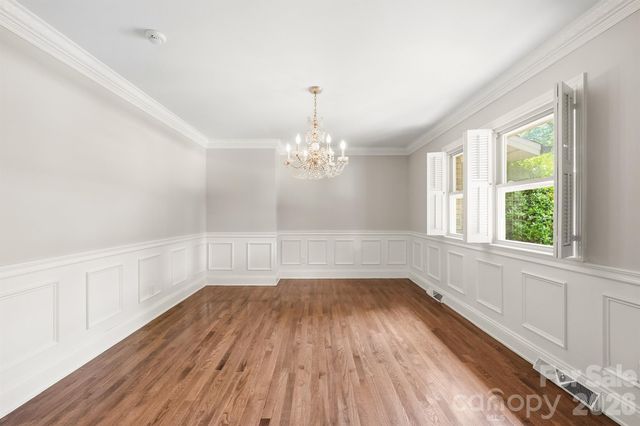 240 36th Avenue Circle NW, Hickory, NC 28601