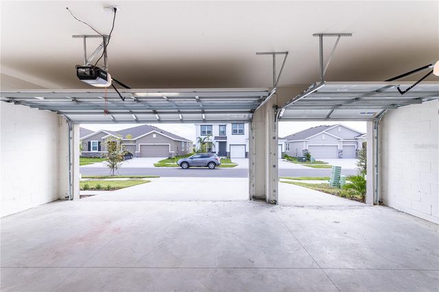 32183 CONCHSHELL SAIL STREET, Wesley Chapel, FL 33545