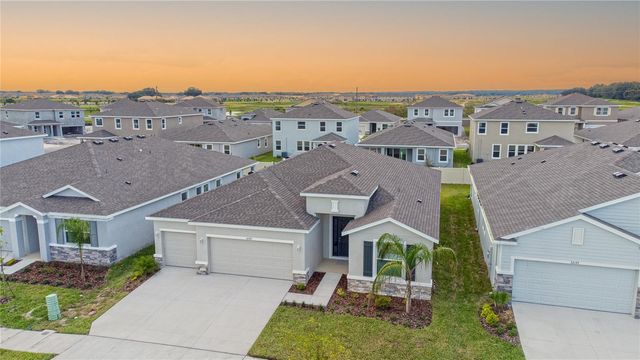 32183 CONCHSHELL SAIL STREET, Wesley Chapel, FL 33545