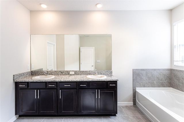 32183 CONCHSHELL SAIL STREET, Wesley Chapel, FL 33545