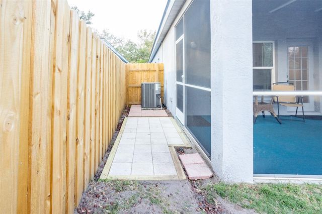 7603 DEVONBRIDGE GARDEN WAY, Apollo Beach, FL 33572