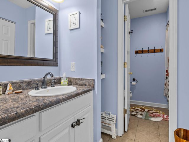 3 Summer Court, Spartanburg, SC 29302