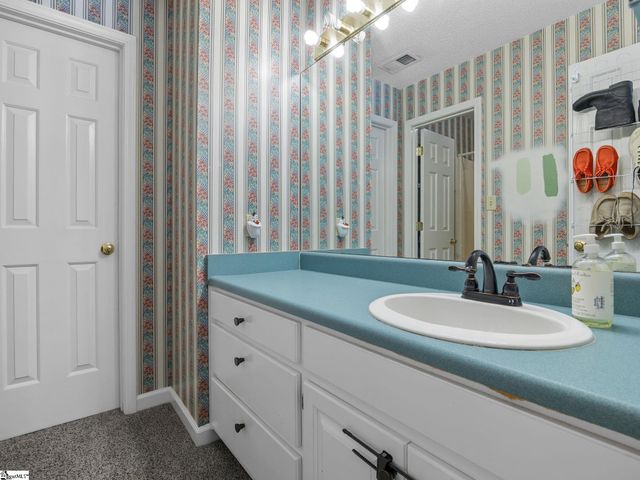 3 Summer Court, Spartanburg, SC 29302