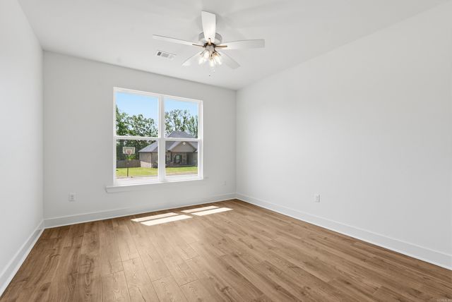 13 Ridge View Street, Vilonia, AR 72173