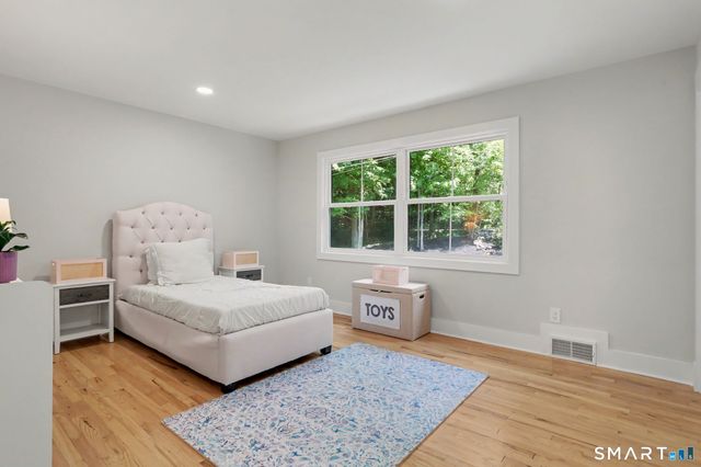 143 Old Hyde Road, Weston, CT 06883