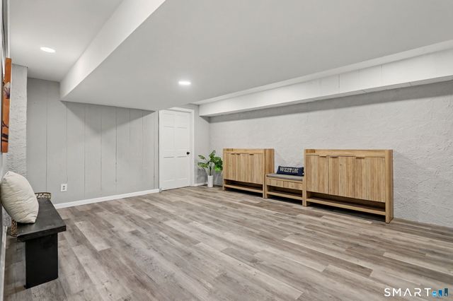 143 Old Hyde Road, Weston, CT 06883