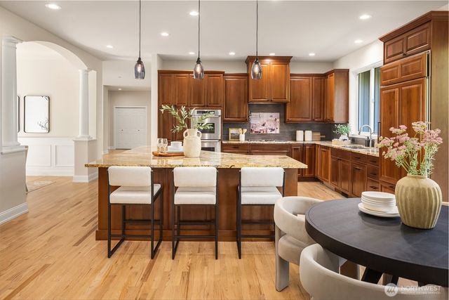 5546 159th Place SE, Bellevue, WA 98006