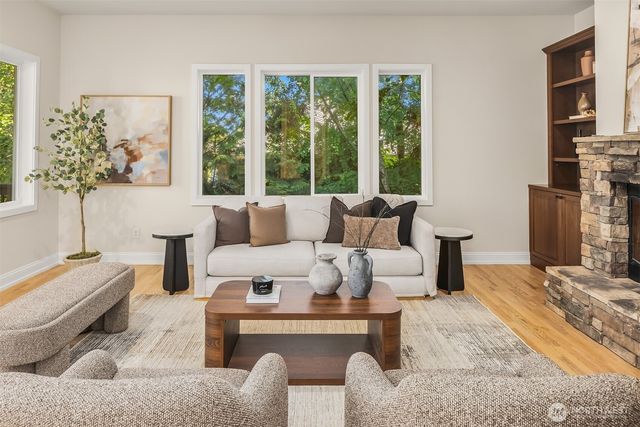5546 159th Place SE, Bellevue, WA 98006